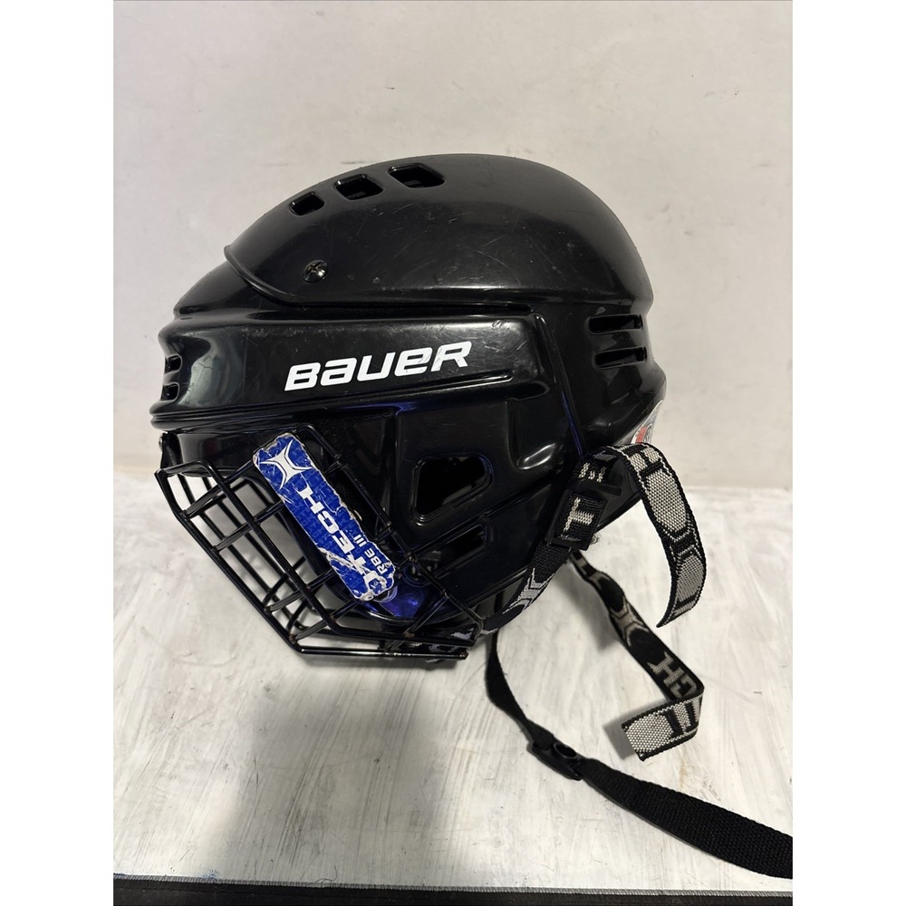 Bauer Tech Rbe 3 Hockey Helmet Small w/ Bauer Cage Combo Black